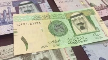 شوفت 100دينار كويتي وصلو لكام مصري.. الآن سعر الدينار الكويتي اليوم الجمعة في البنوك