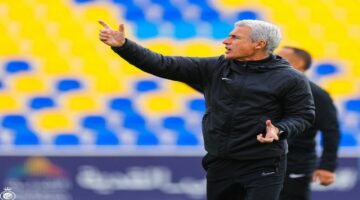 مفاجأة مدوية من كاسترو قبل نهائي الهلال.. إراحة النجوم لمعركة الكأس