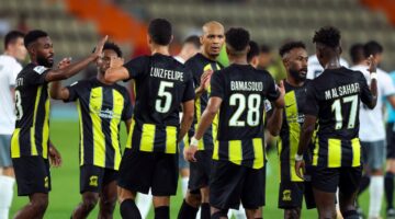 مفاجأة جديدة تهز أروقة الاتحاد .. مدرب أوروبي شهير يرفض عرض الاتحاد من هو؟