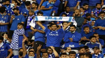 هجوم الفيصل للنادي الأهلي.. مشيدًا بأداء جماهير الهلال السعودي