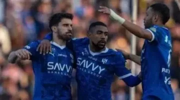 مدرب الهلال يدخل في نقاش حاد مع إدارة الفريق.. تعرف على السبب – الجريدة