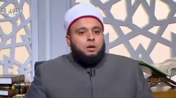 هل يجوز الأكل عند أذان الفجر في رمضان؟